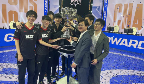 定的表态 定的表态