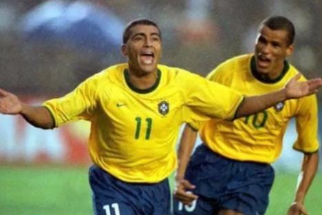 这里同时触 这里同时触